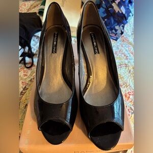 Super Sexy Bandolino Patent Leather Peep Toe Heels.